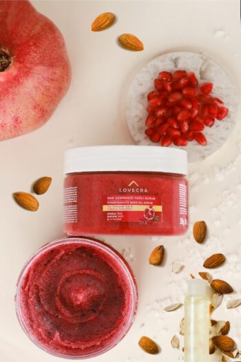 LOVECRA Body Scrub Besleyici Arındırıcı Nemlendirici Badem Yağlı Doğal Tuzlu Vucüt Peelingi 290gr