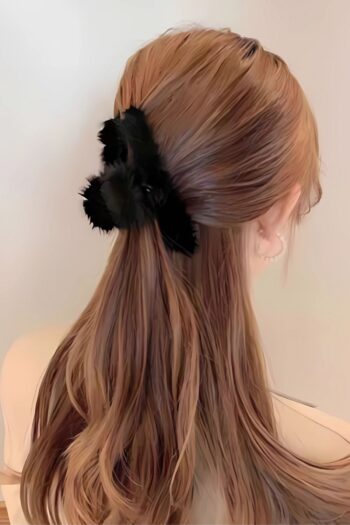 Diloshtrend Design Siyah Peluş Mandal Toka (12 CM)