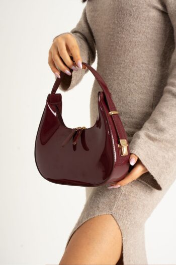 Reddington Kadın Rugan Deri Baget Cherry Bag  Fermuar Kapamalı Cherry Bag Özel Askı Detaylı Kol Çantası