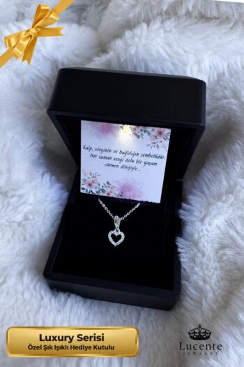 Lucente Jewellery Luxury Serisi Işıklı Hediye Kutulu Gümüş Zincirli 925 Ayar Minimal Kalp Kolye