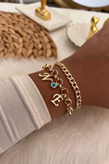 Trendy Butik Gold Renk Harfleri Seçilebilir Nazar Detaylı Zincir Bileklik Kombini 20