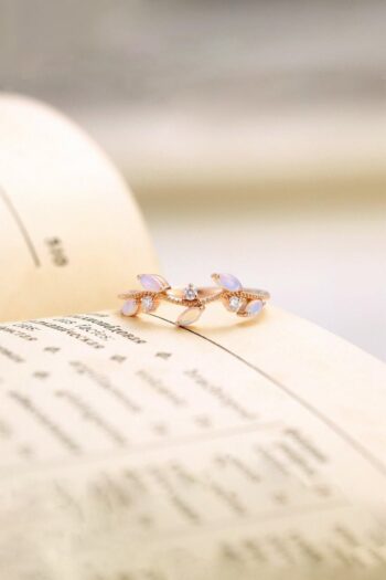 Sahira Jewelry Taşlı Sarmaşık Beyaz Taşlı 14 K Rose Altın Kaplama Ayarlanabilir Kadın Yüzük