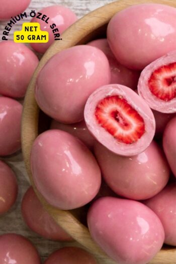 KAJUNUTS Premium Gurme Serisi 1. Kalite Çikolatalı Çilek Draje İçi Dondurulmuş Çilek Pembe(Net 50 gr)