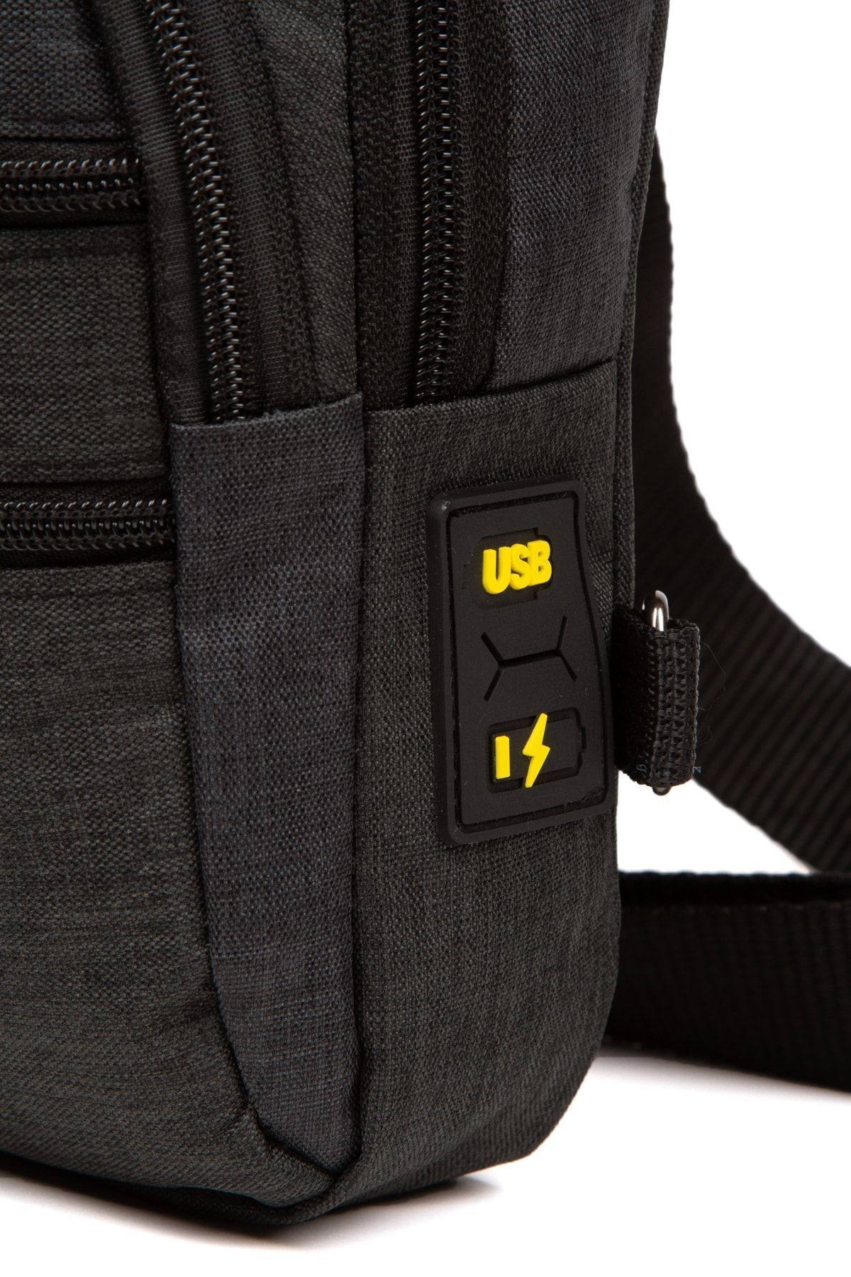 Linatigers Unisex Siyah Su Geçirmez Usb Kulaklık Çıkışlı Omuz Çantası Çapraz Askılı Göğüs Çanta - Görsel 5