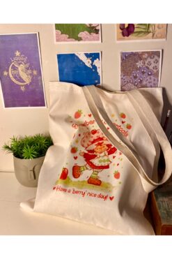 westartic Strawberry Shortcake (Çilek Kız) Kumaş Tote Çanta