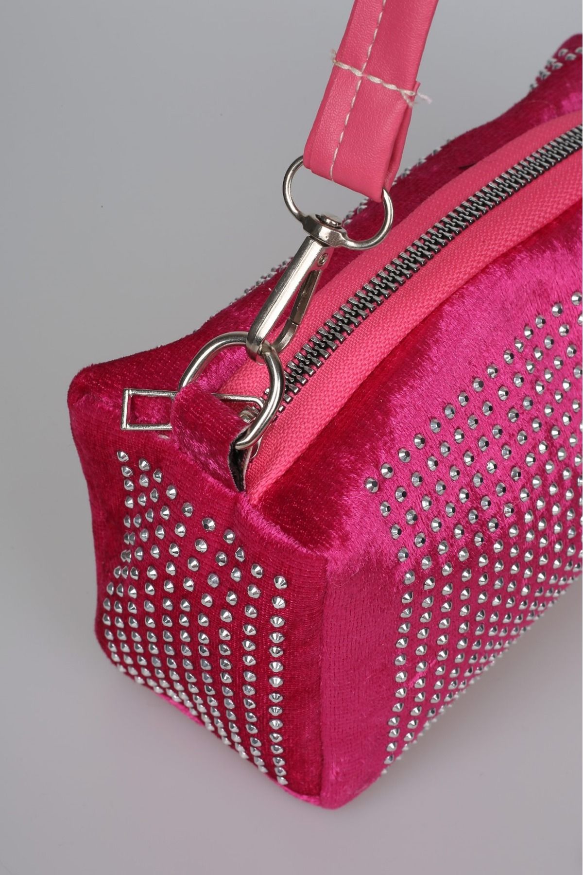 Merdiven6 Taşlı Gece Cantasi - Görsel 3