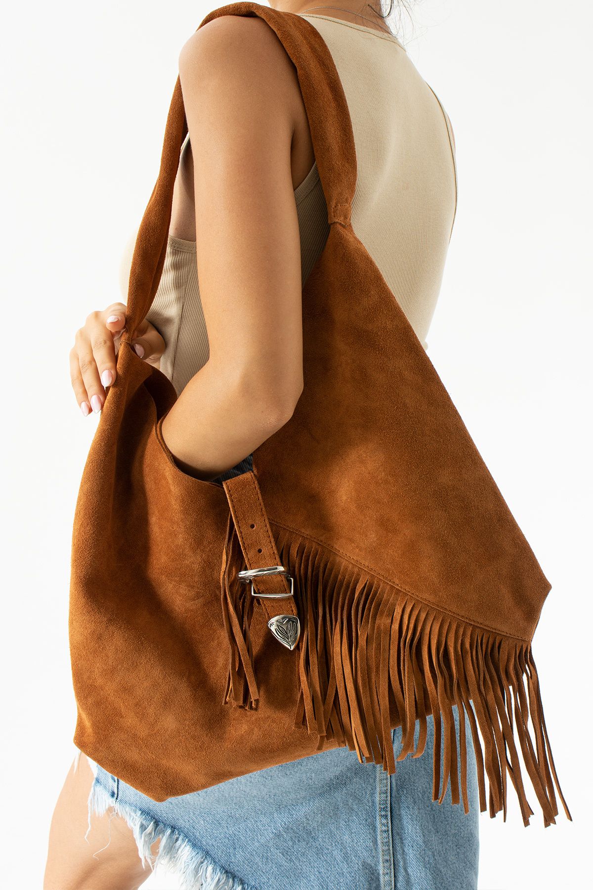 DSN Hakiki Deri Süet Püsküllü Western Özel Tasarım Tokalı Omuz Çanta Taba - Görsel 2