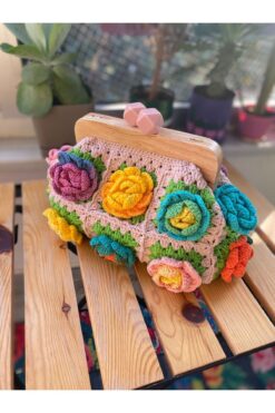 Satürn Hobi Örgü Ahşap Burslu Gül Motifli Clutch Çanta