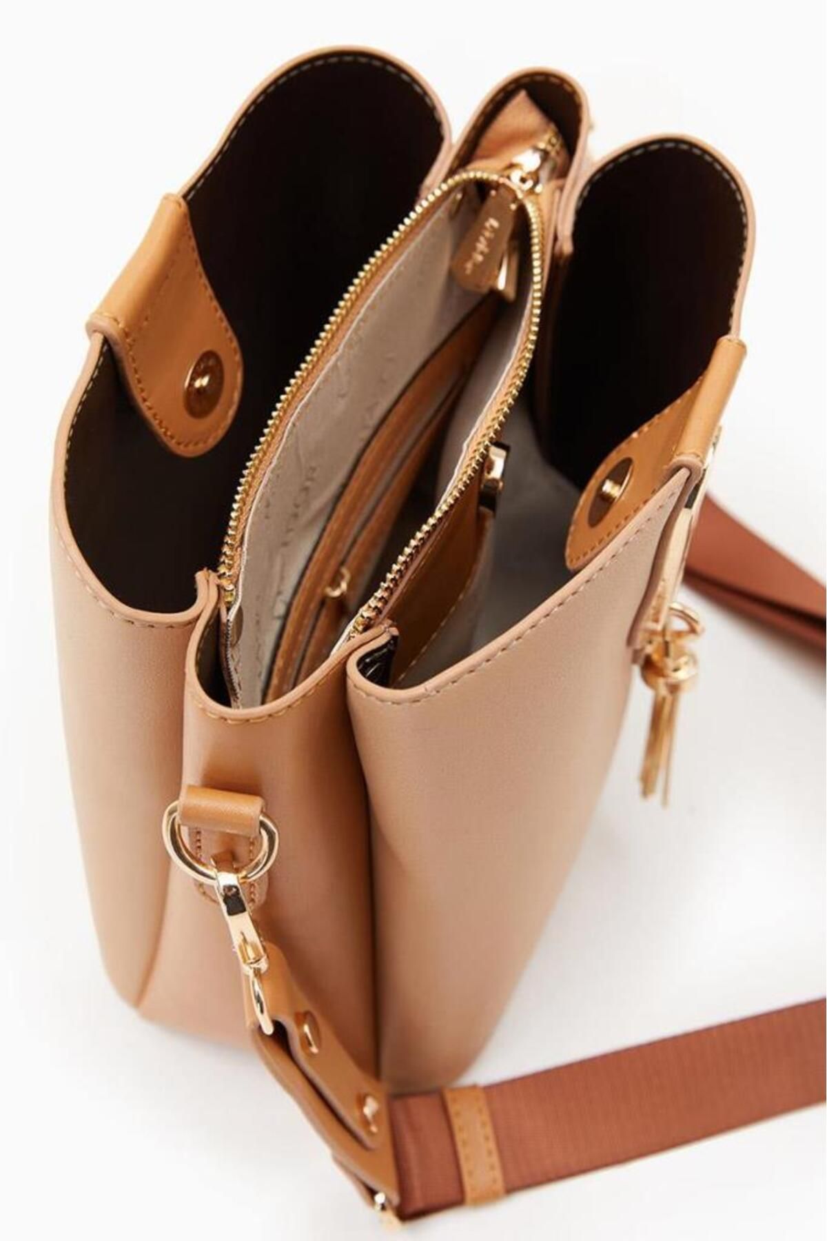 Levidor Vizon Camel Püskül Detaylı Omuz Çantası - Görsel 4