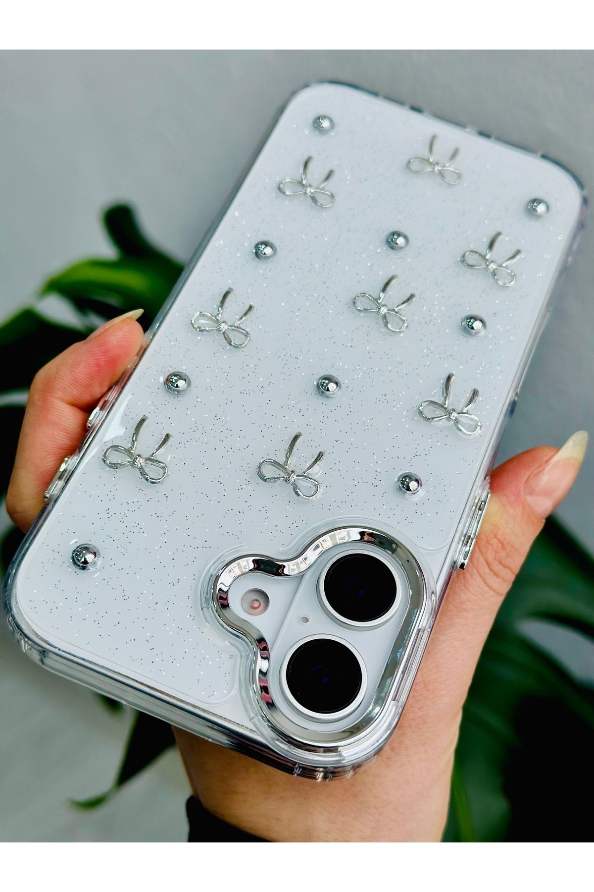 Go Aksesuar Iphone 16 Uyumlu 3D Mini Fiyonk Tasarımlı Oyuncaklı Silikon Kılıf - Görsel 6