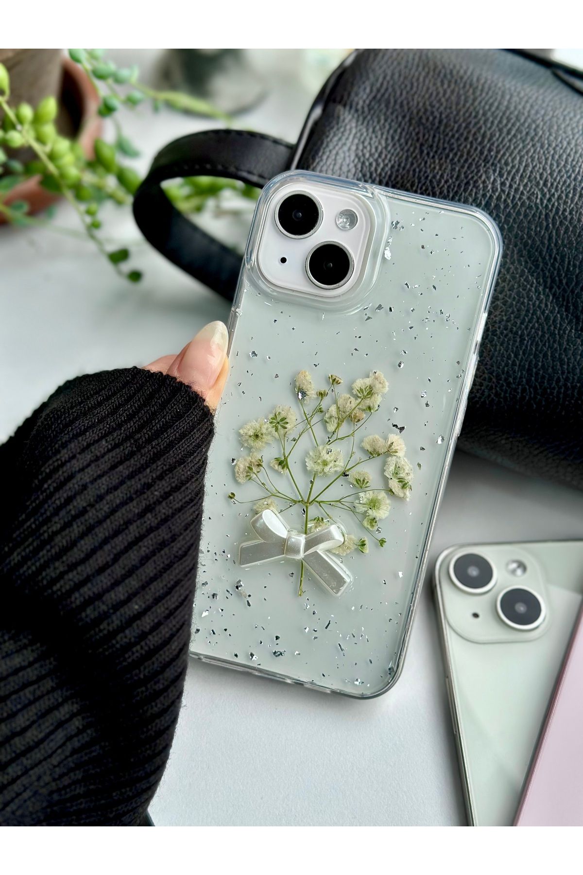 Go Aksesuar Iphone 13 - 14 - 15 Uyumlu Şeffaf Buket Simli Çiçek (Gerçek Çiçek) Epoksili Telefon Kılıfı - Görsel 4