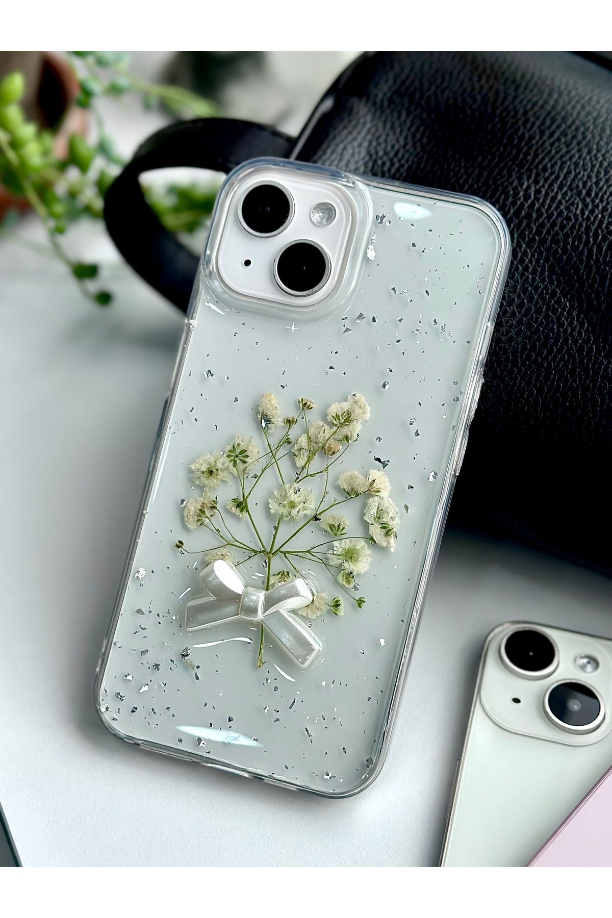 Go Aksesuar Iphone 13 - 14 - 15 Uyumlu Şeffaf Buket Simli Çiçek (Gerçek Çiçek) Epoksili Telefon Kılıfı - Görsel 6