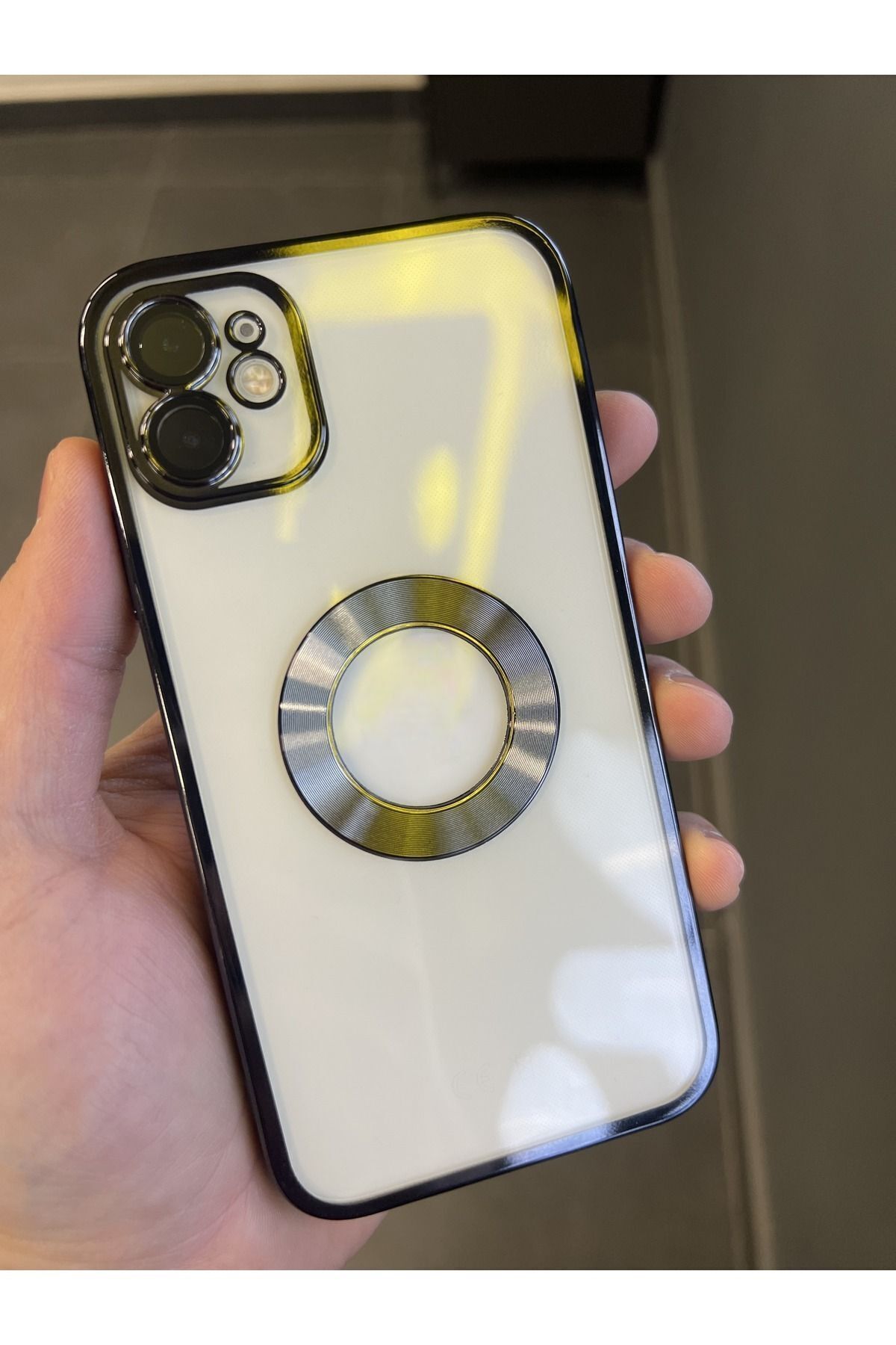 Fibaks İphone 11 Uyumlu Kılıf 12 Görünümlü Kamera Korumalı Şeffaf Renkli Logo Gösteren Parlak Yumuşak Kapak - Görsel 5