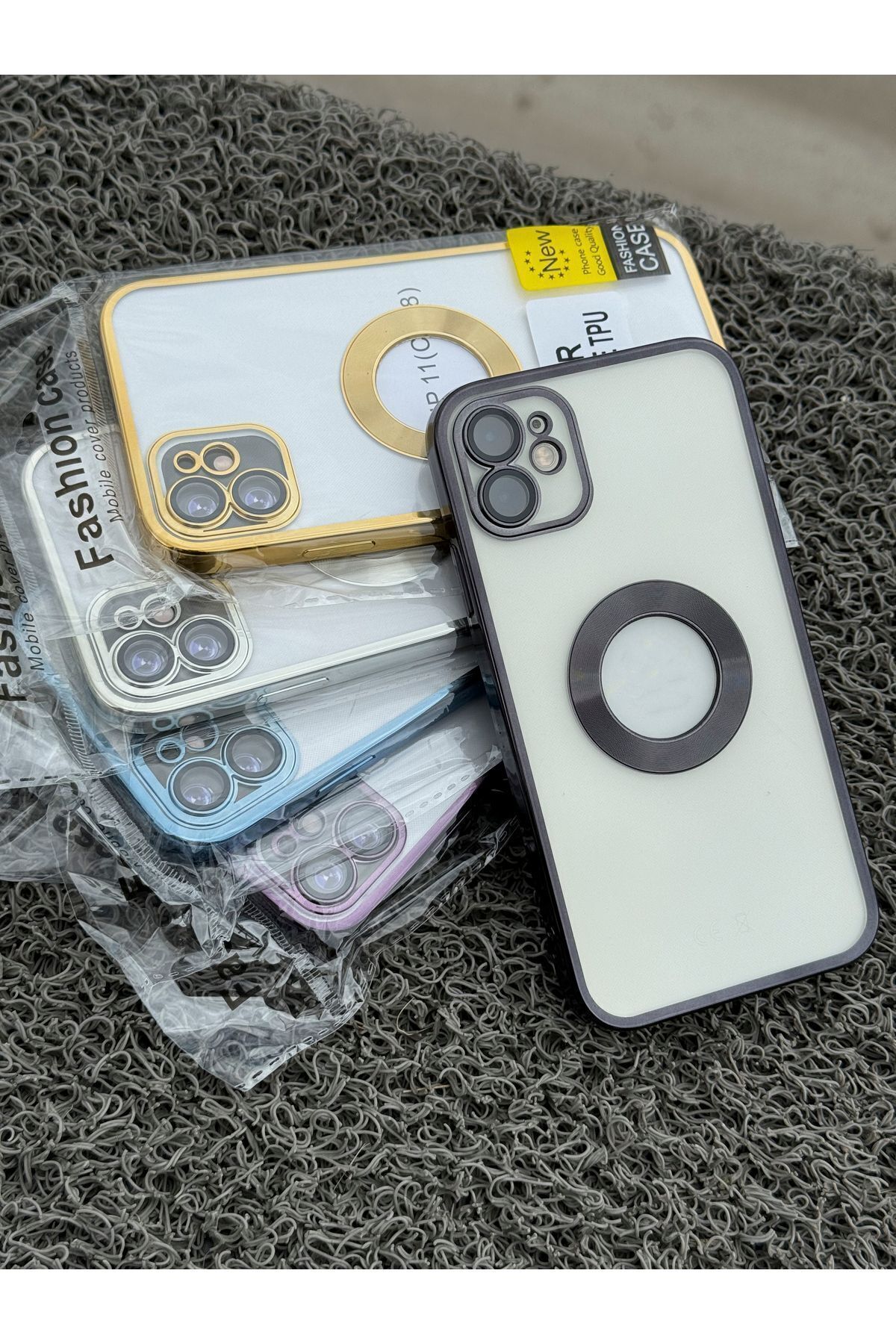 Fibaks İphone 11 Uyumlu Kılıf 12 Görünümlü Kamera Korumalı Şeffaf Renkli Logo Gösteren Parlak Yumuşak Kapak - Görsel 6