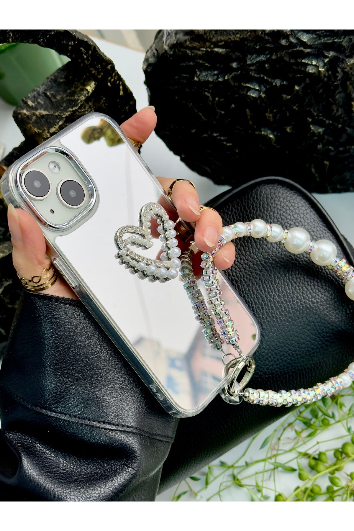 Go Aksesuar Iphone 13 - 14 - 15 Uyumlu Aynalı Charmlı Kalp Model Silikon Kılıf - Görsel 4