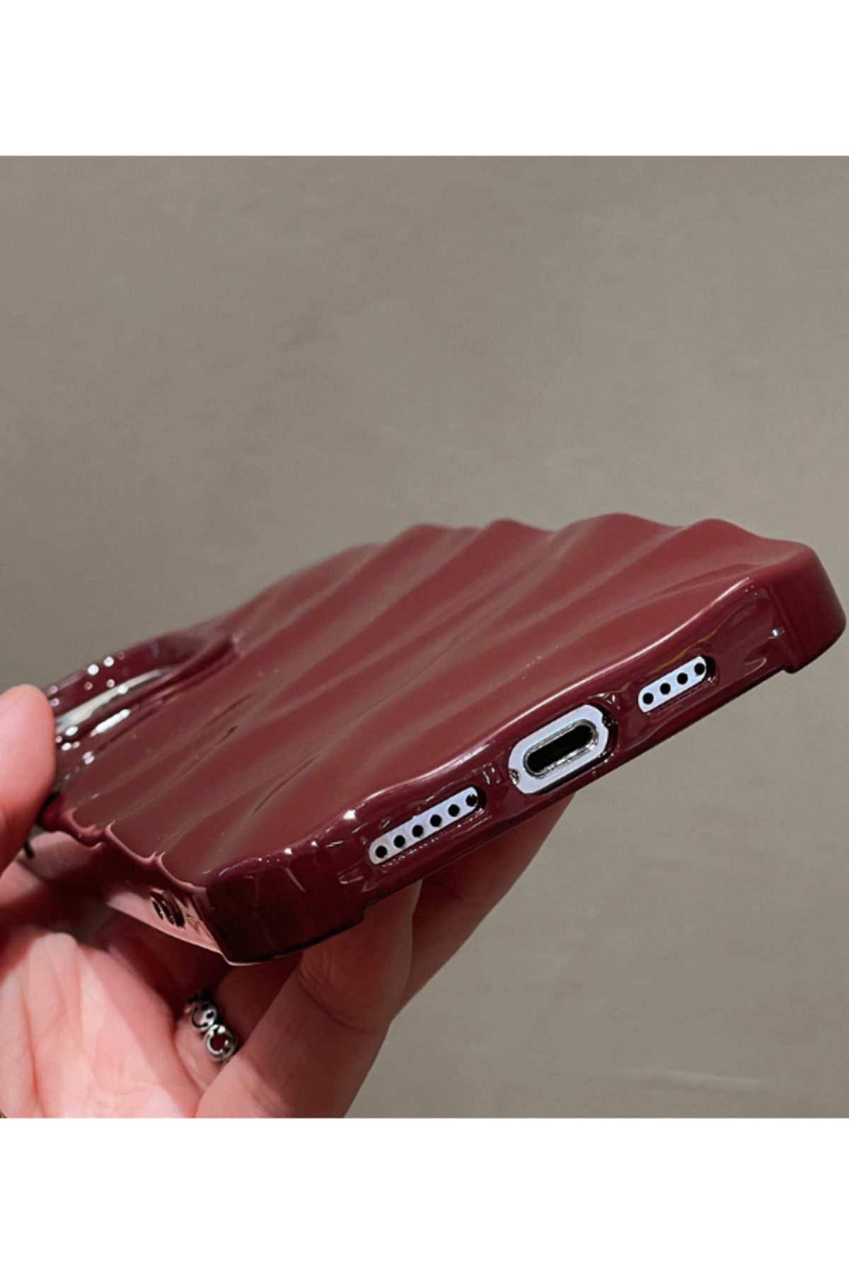 KVK PRİVACY Iphone 14 Pro Max Uyumlu Kılıf Lüks Parlak Elektroliz Darbelere Karşı Dayanıklı Yumuşak Kapak Bordo - Görsel 7