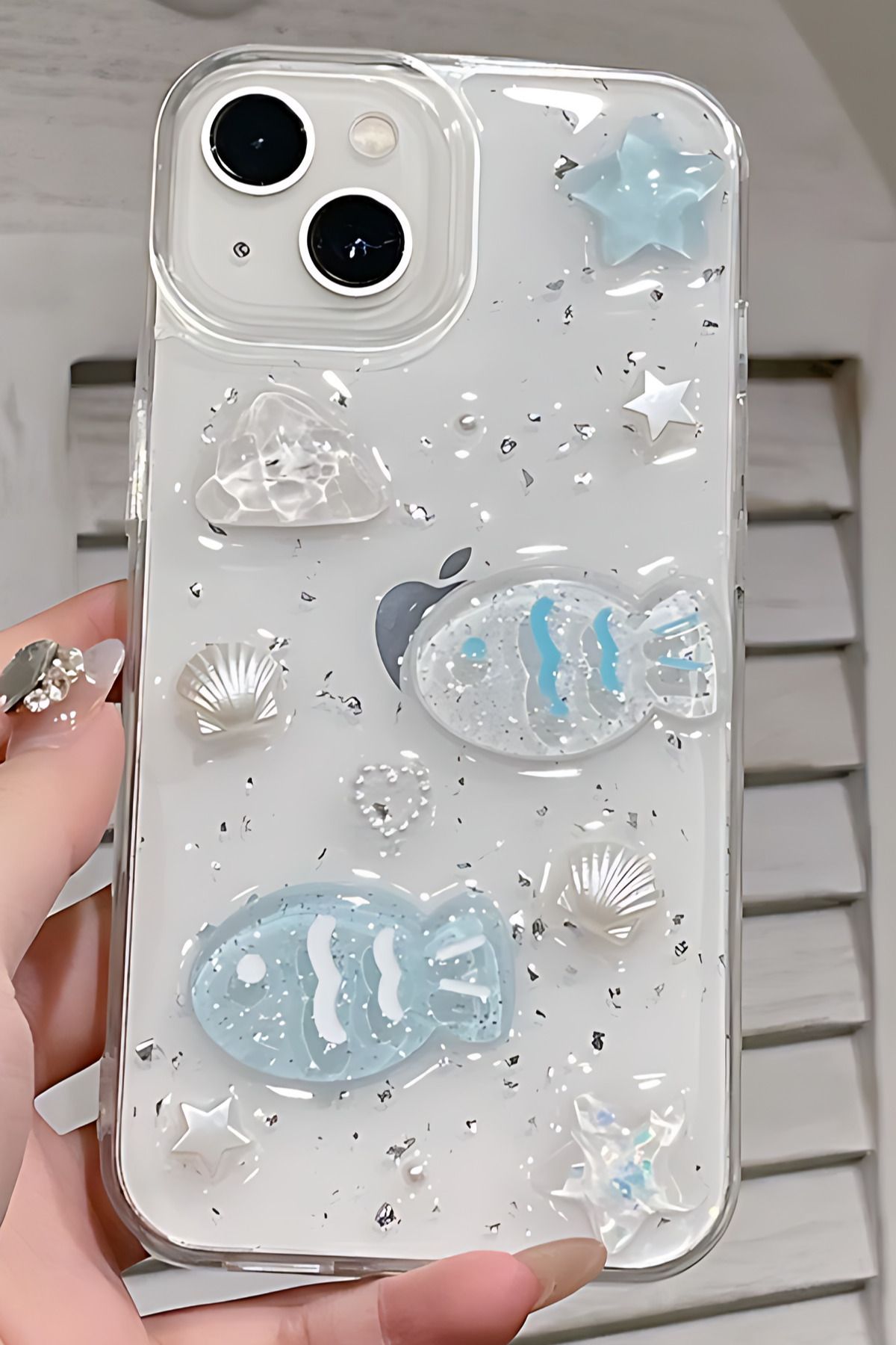 Fibaks Apple iPhone 13 - 14 - 15 Kılıf Simli Mavi Balık ve Deniz Kabuğu Desenli Tasarımlı Silikon Kapak