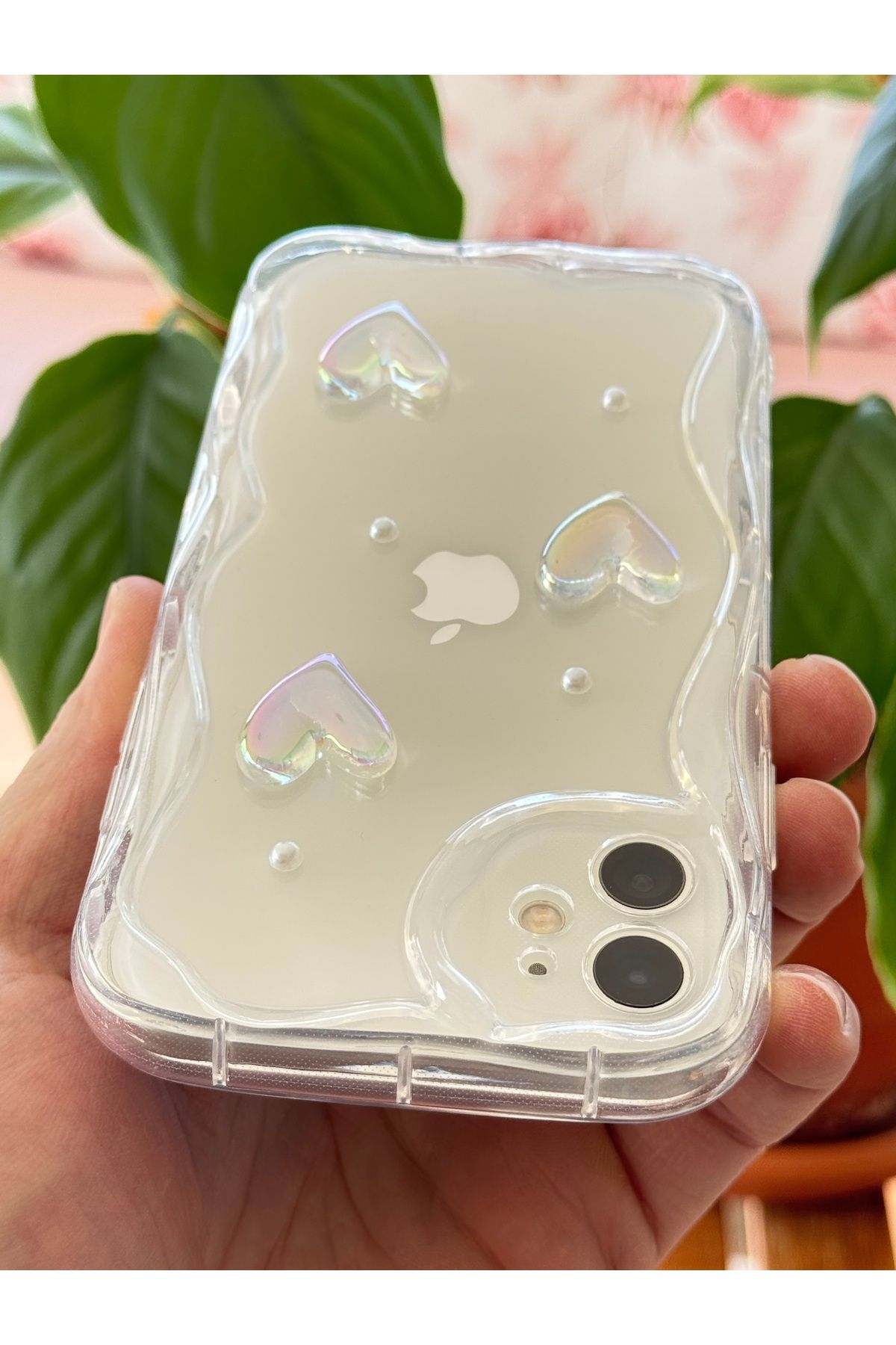 Fibaks Apple Iphone 11 Kılıf 3d Kalpli Ve Inci Tasarımlı Desenli Kamera Korumalı Şeffaf Silikon Kapak - Görsel 3