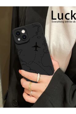KVK PRİVACY İphone 15 Uyumlu Kılıf Mat Siyah Harita Desenli Darbelere Dayanıklı Yumuşak Kamera Korumalı Kapak