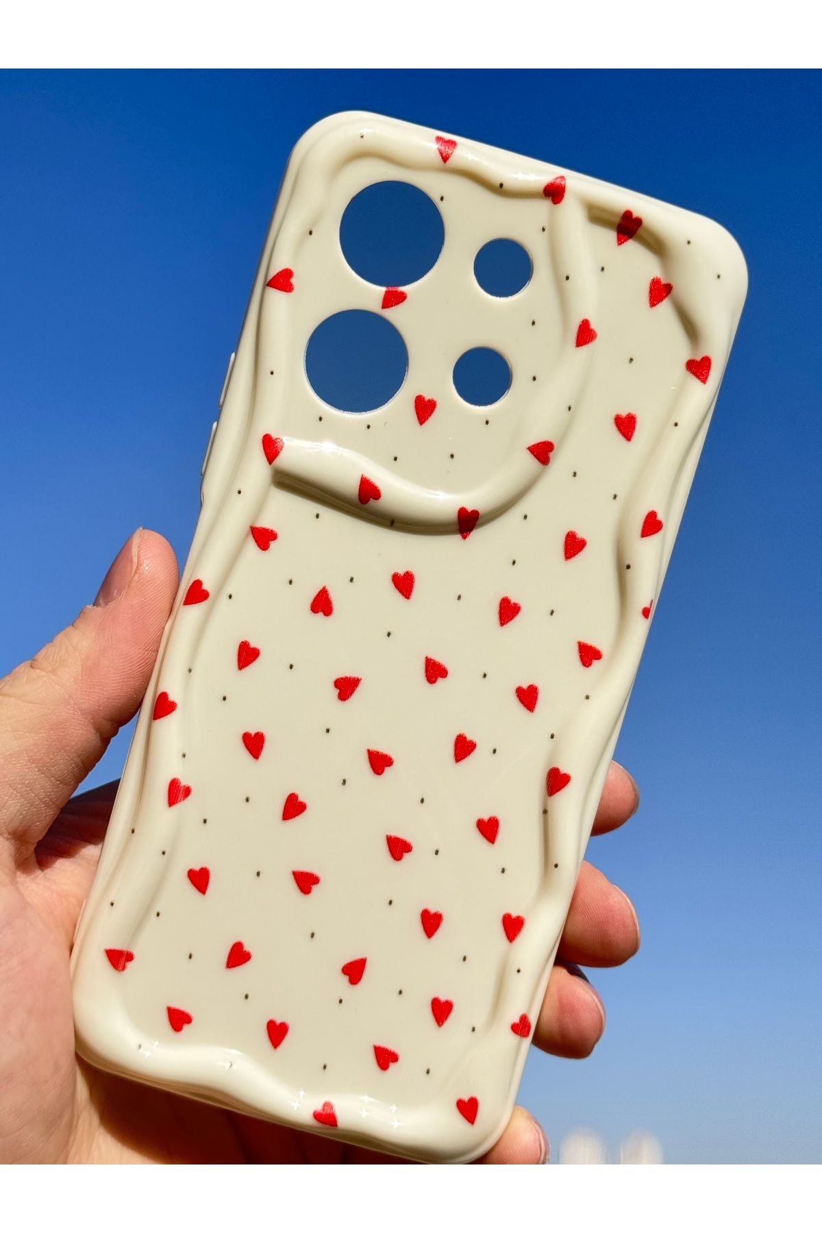 Fibaks Vivo Y36 4G Kılıf Kamera Korumalı Dalga Kenarlı Kırmızı Kalp Desenli Silikon Kapak