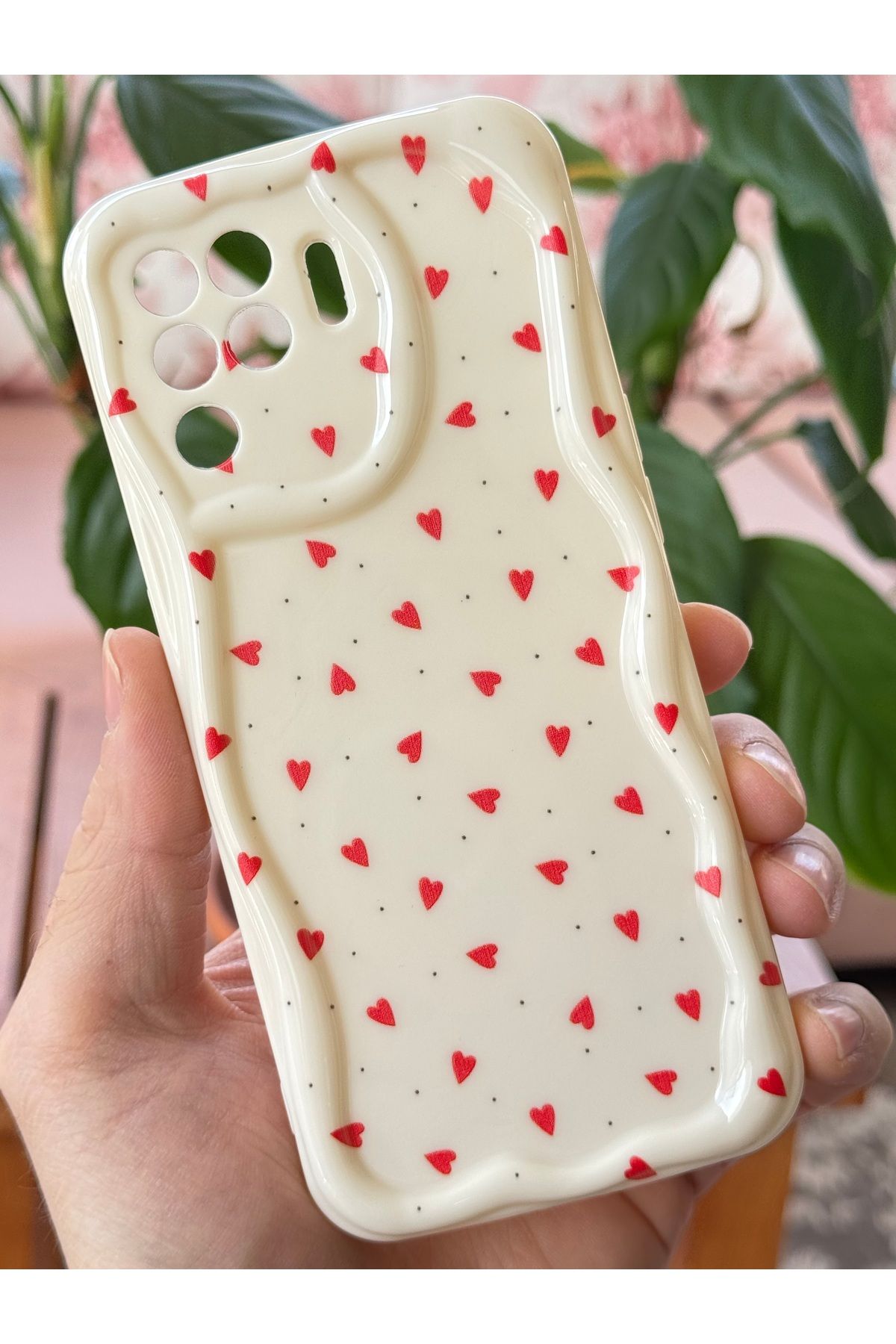 Fibaks Reno 5 Lite Kılıf Kamera Korumalı Dalga Kenarlı Kırmızı Kalp Desenli Silikon Kapak - Görsel 2