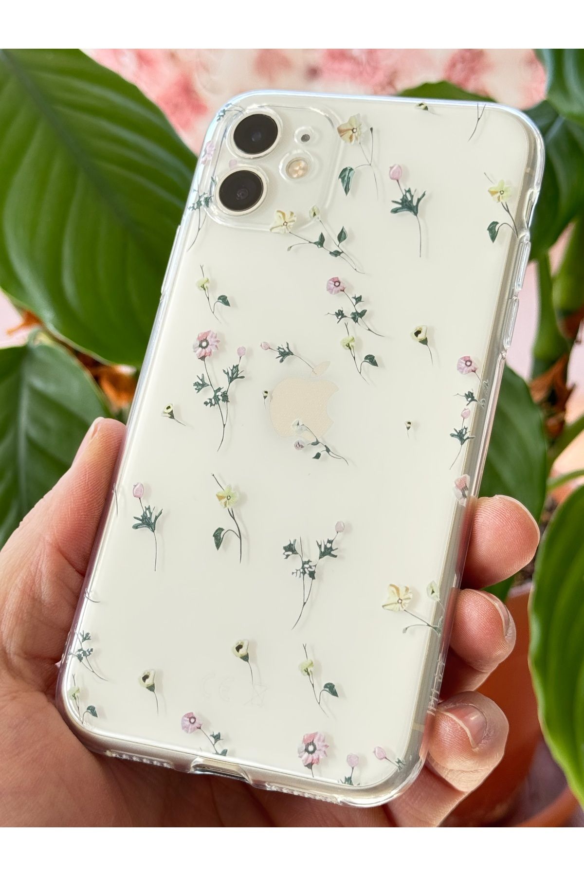 Fibaks İphone 11 Uyumlu Kılıf Tasarımlı Desenli Kamera Korumalı Şeffaf Çiçek Esnek Yumuşak Silikon Kapak - Görsel 4