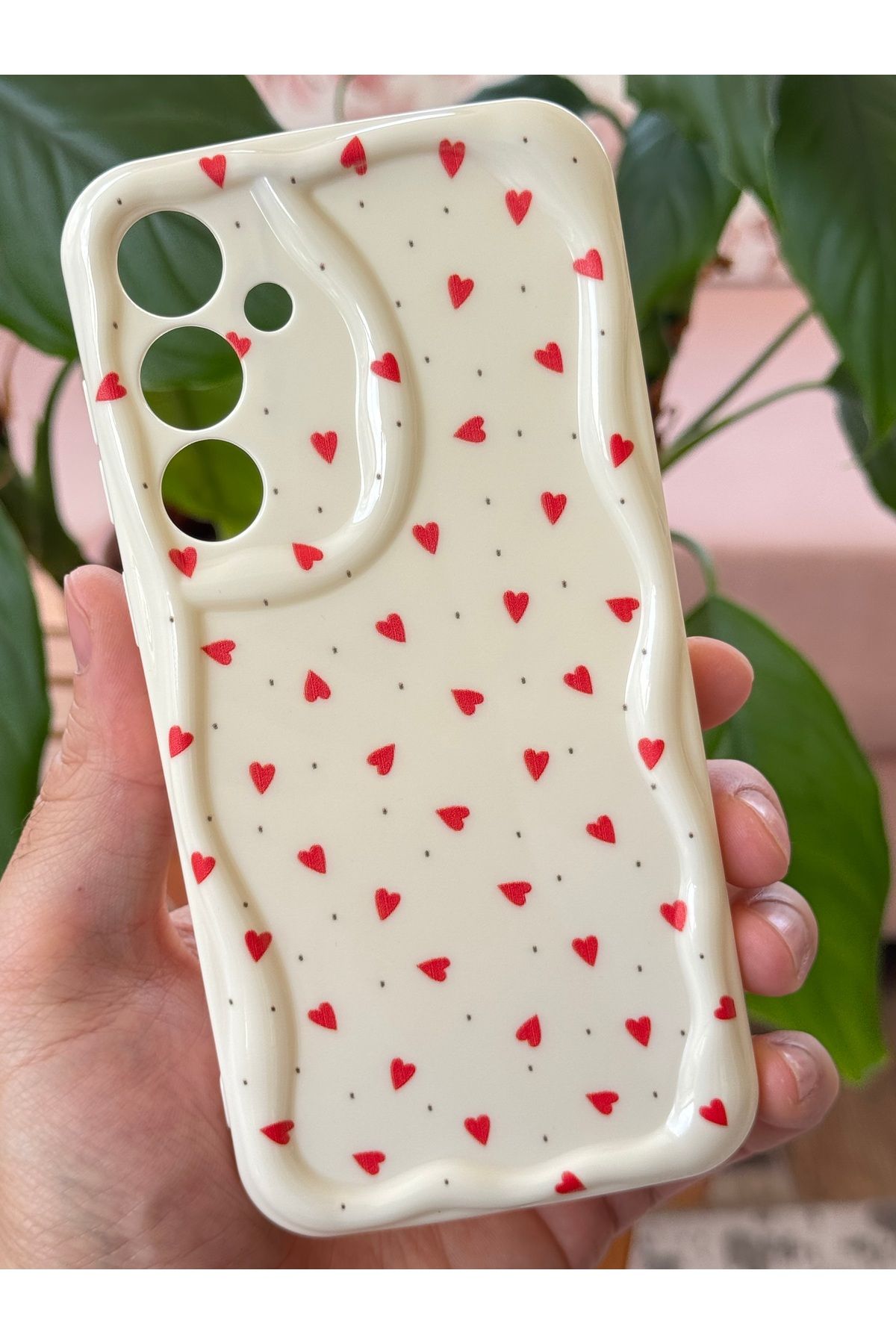 Fibaks Samsung Galaxy A15 Kılıf Kamera Korumalı Dalga Kenarlı Kırmızı Kalp Desenli Silikon Kapak - Görsel 2