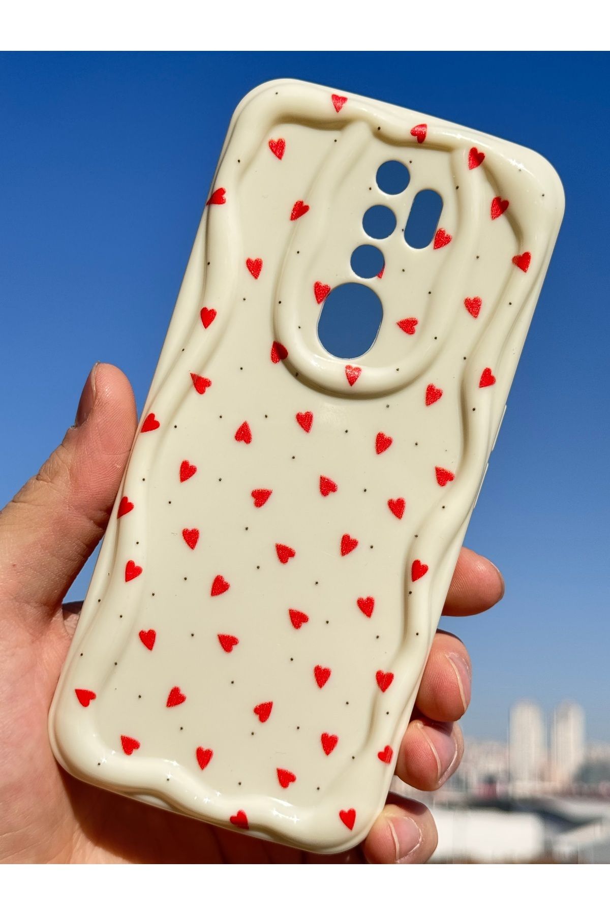 Fibaks A5 - A9 2020 Kılıf Kamera Korumalı Dalga Kenarlı Kırmızı Kalp Desenli Silikon Kapak - Görsel 5