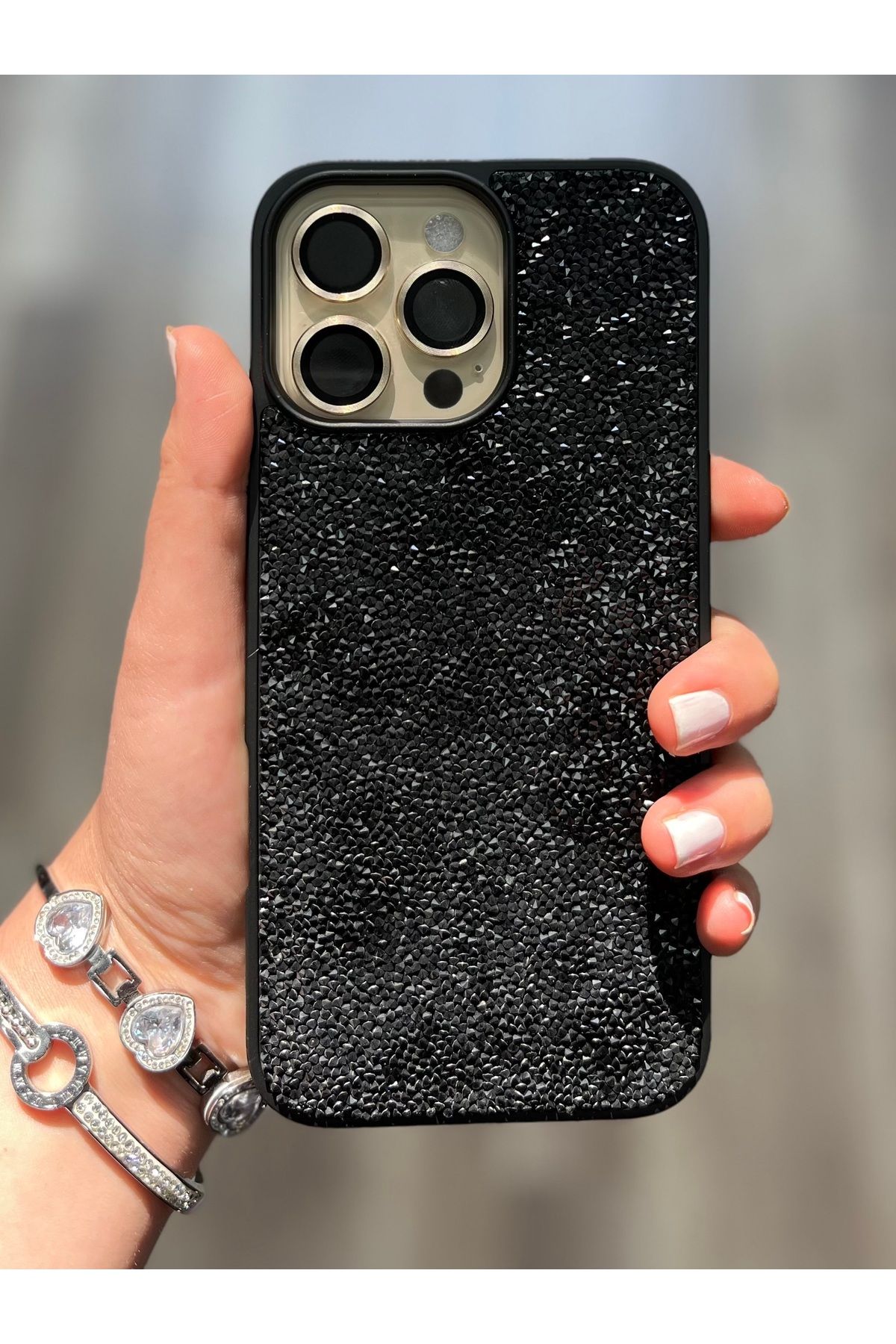 Caseji iPhone 16 Pro Max Uyumlu Parlayan Gerçek Işıldayan Taşlı Kenarları Yumuşak Kılıf