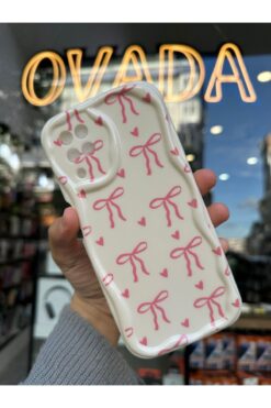 OVADA SAMSUNG GALAXY A12 Uyumlu Kamera Korumalı Dalga Kenar Kalp ve Kurdele Baskı Silikon Kılıf