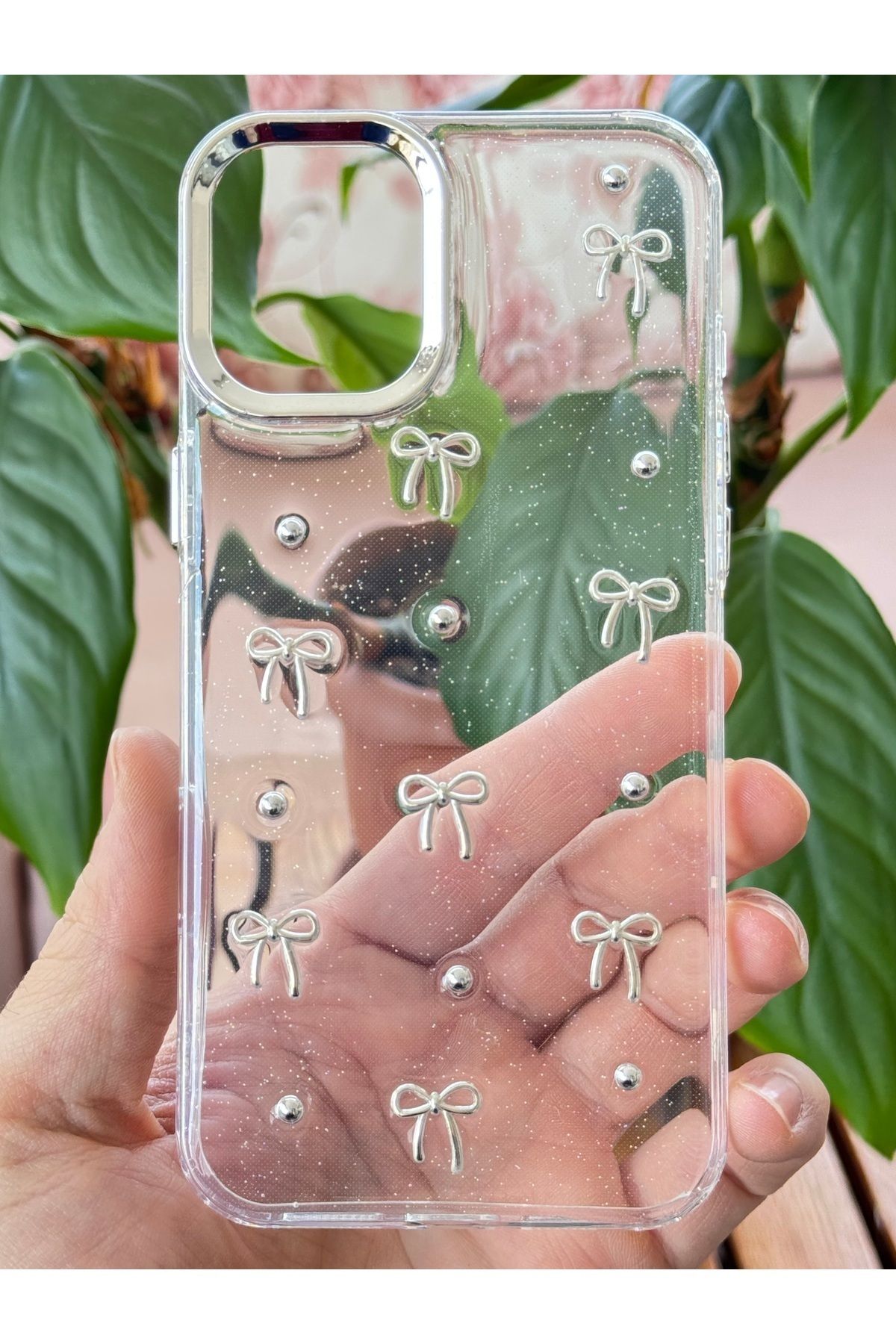 Fibaks Apple iPhone 16 Kılıf Fiyonk Desenli Şeffaf Simli Gümüş Kamera Çıkıntılı Parlak Kapak - Görsel 2