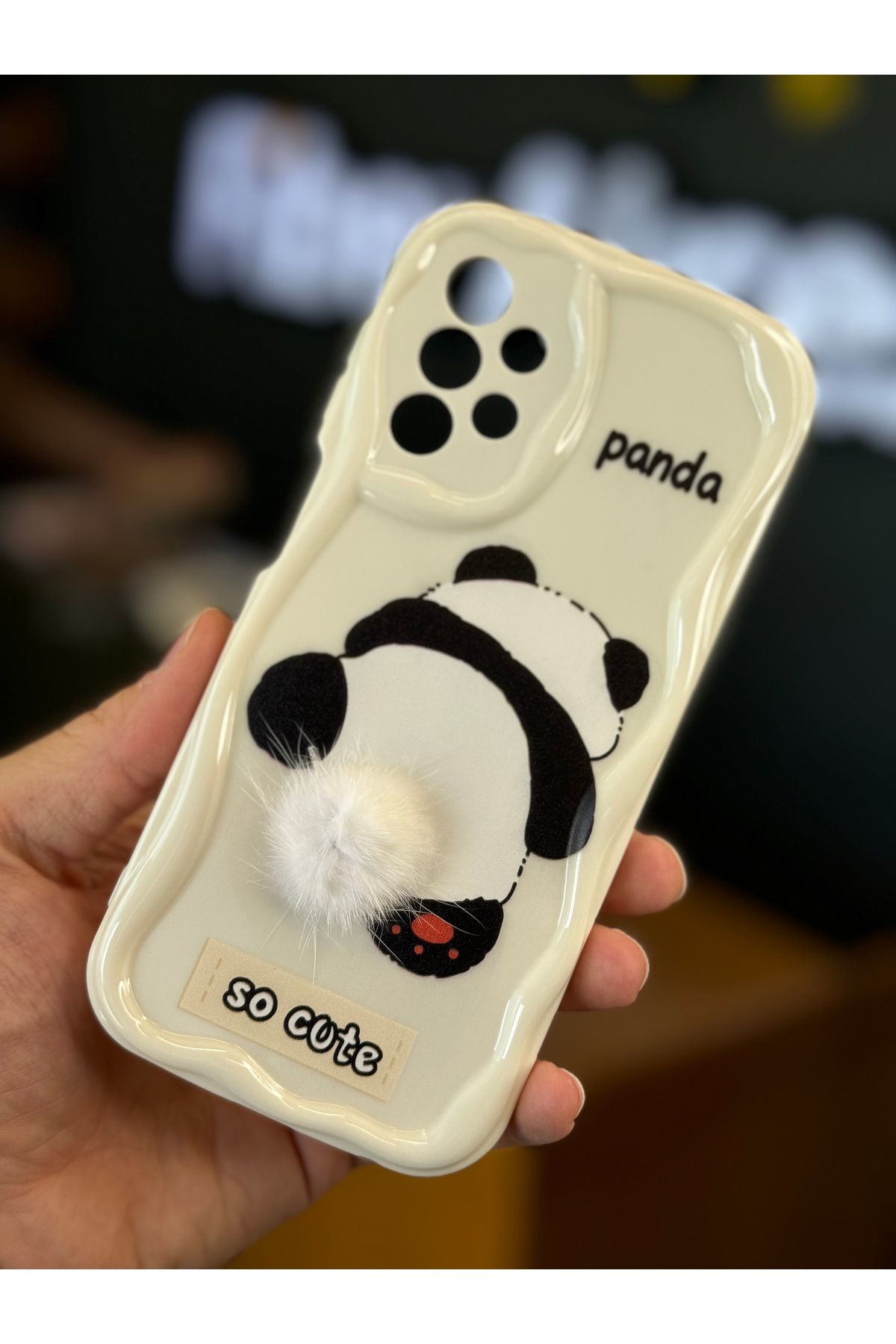 Fibaks Galaxy A32 Uyumlu Kılıf Tasarımlı Desenli Kamera Korumalı Panda Beyaz Püsküllü Silikon Kapak - Görsel 2