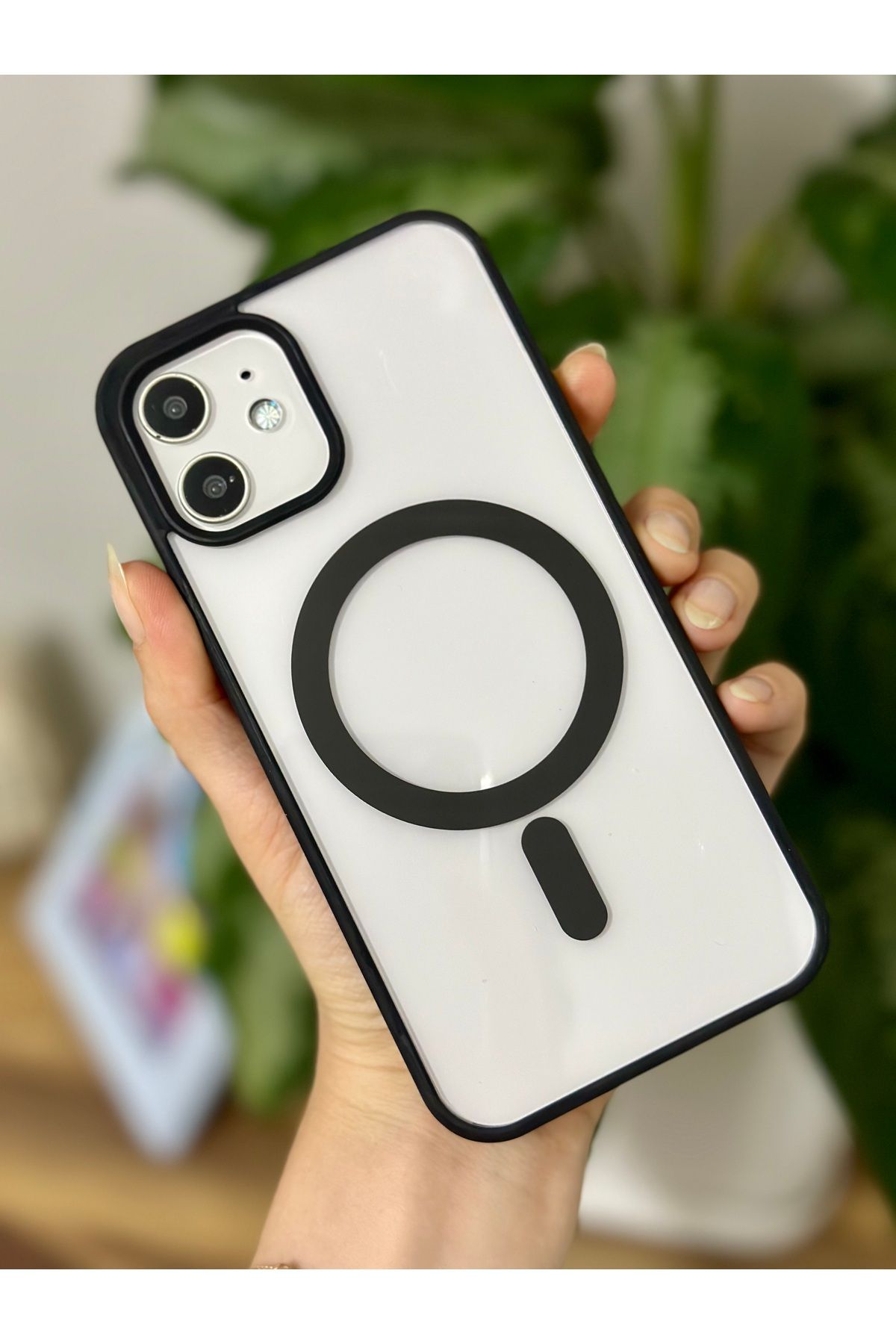 Go Aksesuar Iphone 12 ve 12 Pro Uyumlu Magsafe Özellikli Renkli Şeffaf Kılıf - Görsel 3