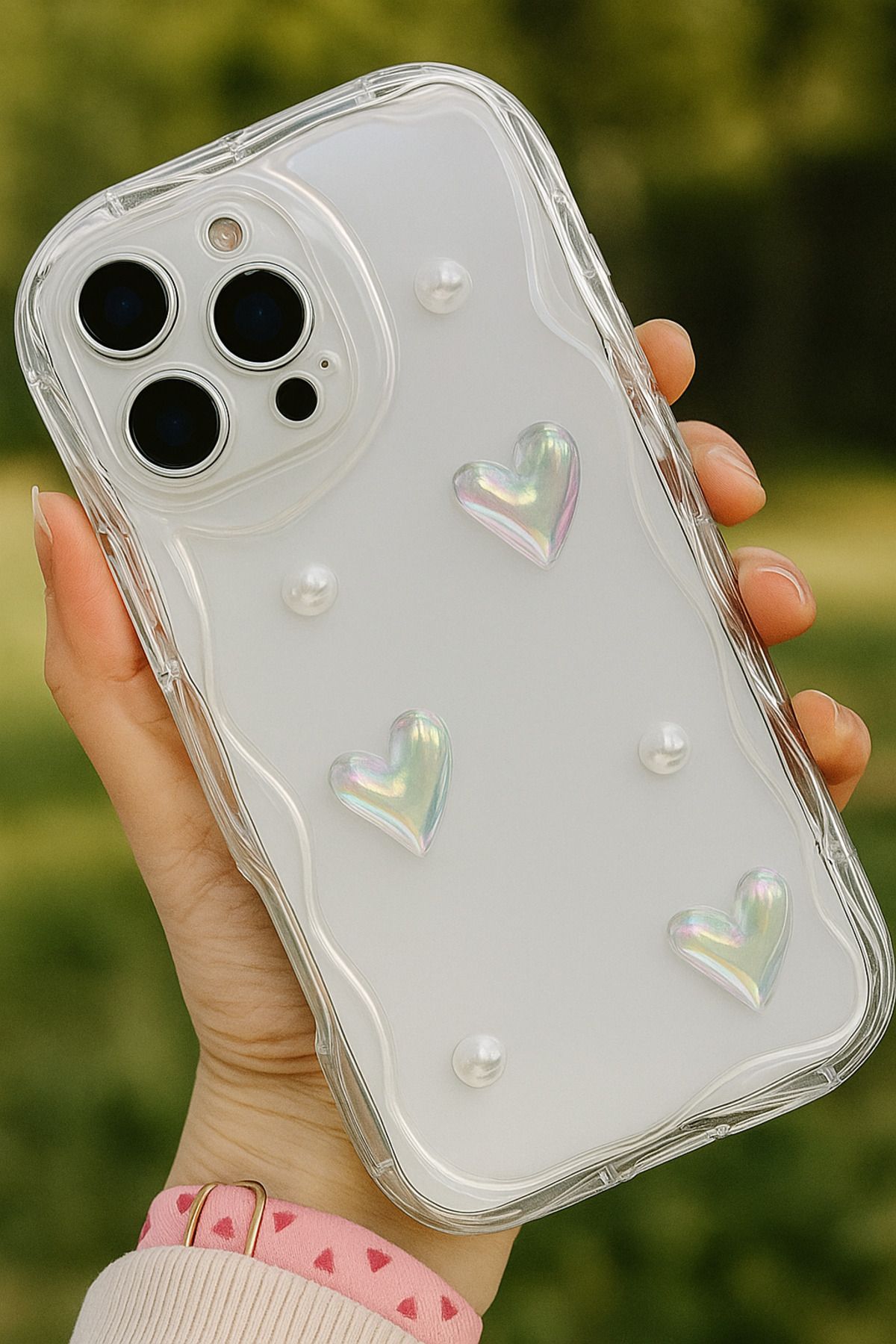 Fibaks Apple iPhone 13 Pro Max Kılıf 3D Kalpli İnci Tasarımlı Desenli Kamera Korumalı Şeffaf Silikon Kapak