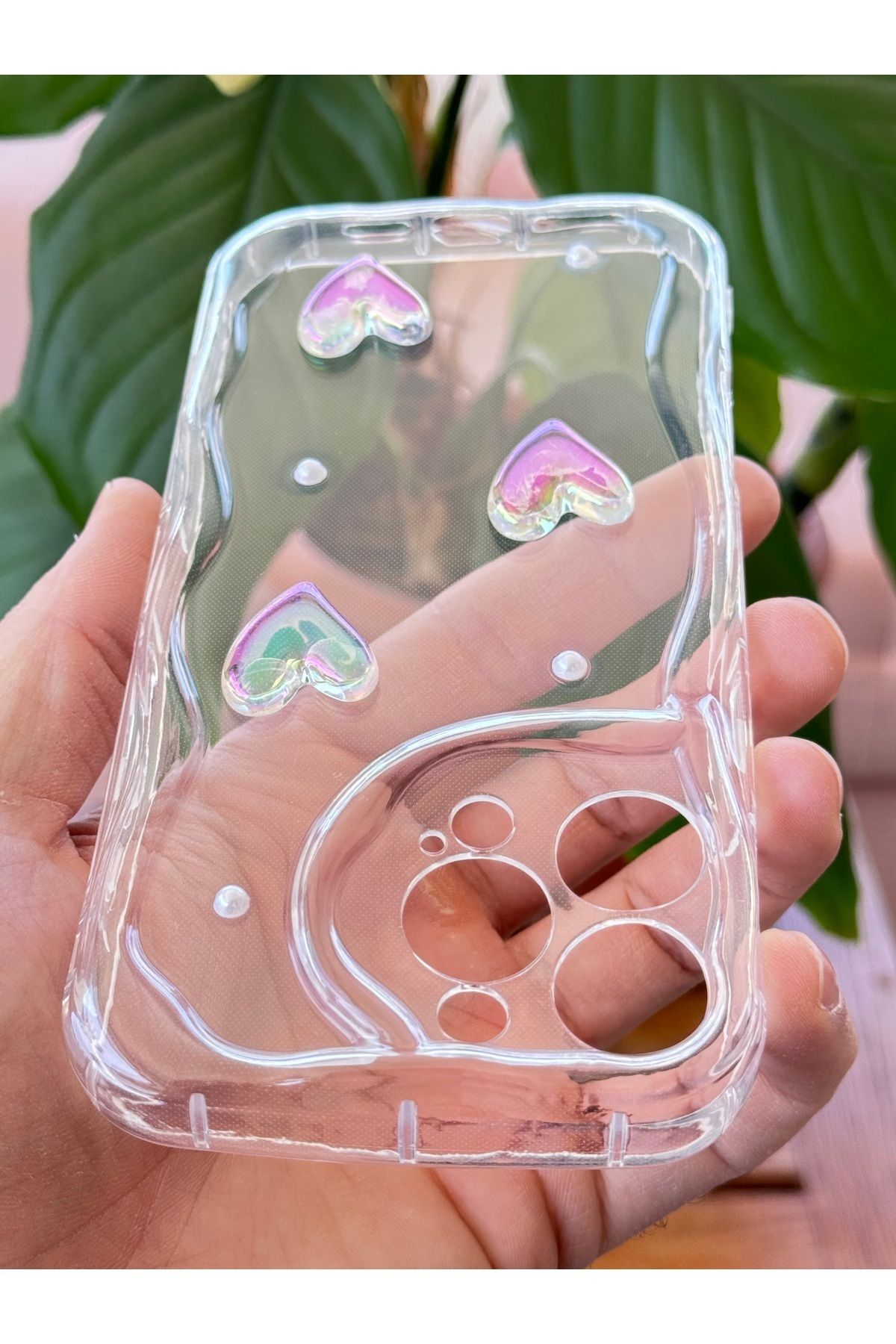 Fibaks Apple iPhone 13 Pro Max Kılıf 3D Kalpli İnci Tasarımlı Desenli Kamera Korumalı Şeffaf Silikon Kapak - Görsel 7