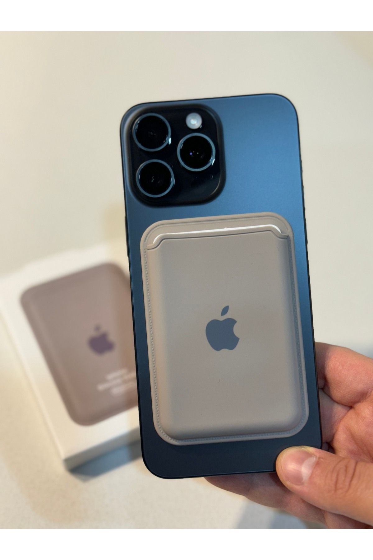 L'eDoren Apple Iphone Uyumlu Telefon Arkası Magsafe Silikon Cüzdan Kartlık İos 12/13/14/15/16 Ölçüleri 10x6cm - Görsel 2