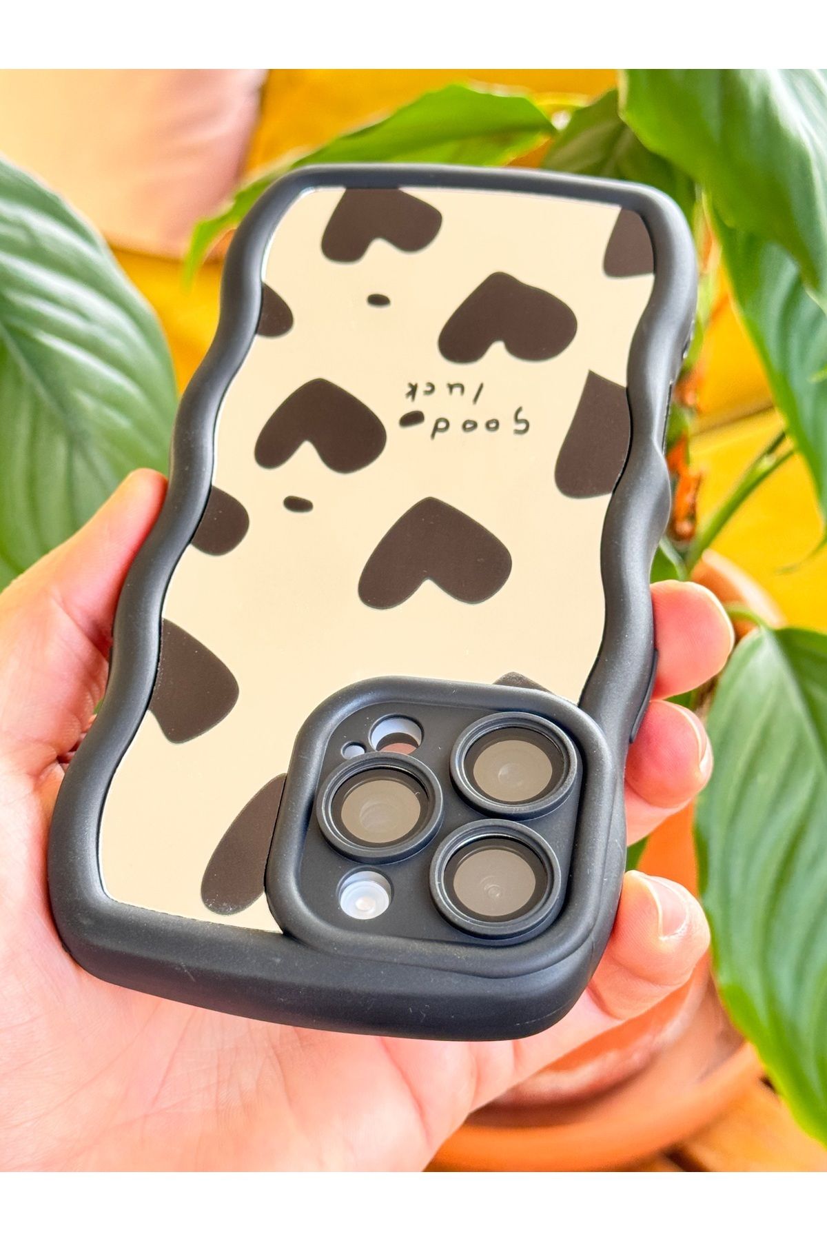 Fibaks Apple iPhone 15 Pro Kılıf Aynalı Kalp Desenli Yumuşak Kenarlı Kamera Korumalı Silikon Kapak - Görsel 3