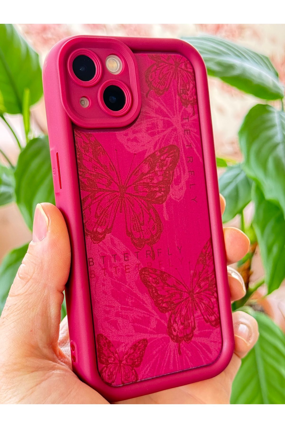 Fibaks Apple iPhone 13 Kılıf Yumuşak Dokulu Kelebek Desenli Yumuşak Kamera Korumalı Mürdüm Silikon Kapak - Görsel 4