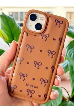 Fibaks İphone 13/14 Kılıf Yumuşak Dokulu Fiyonk Desenli Kahverengi Yumuşak Koruyucu Silikon Kapak