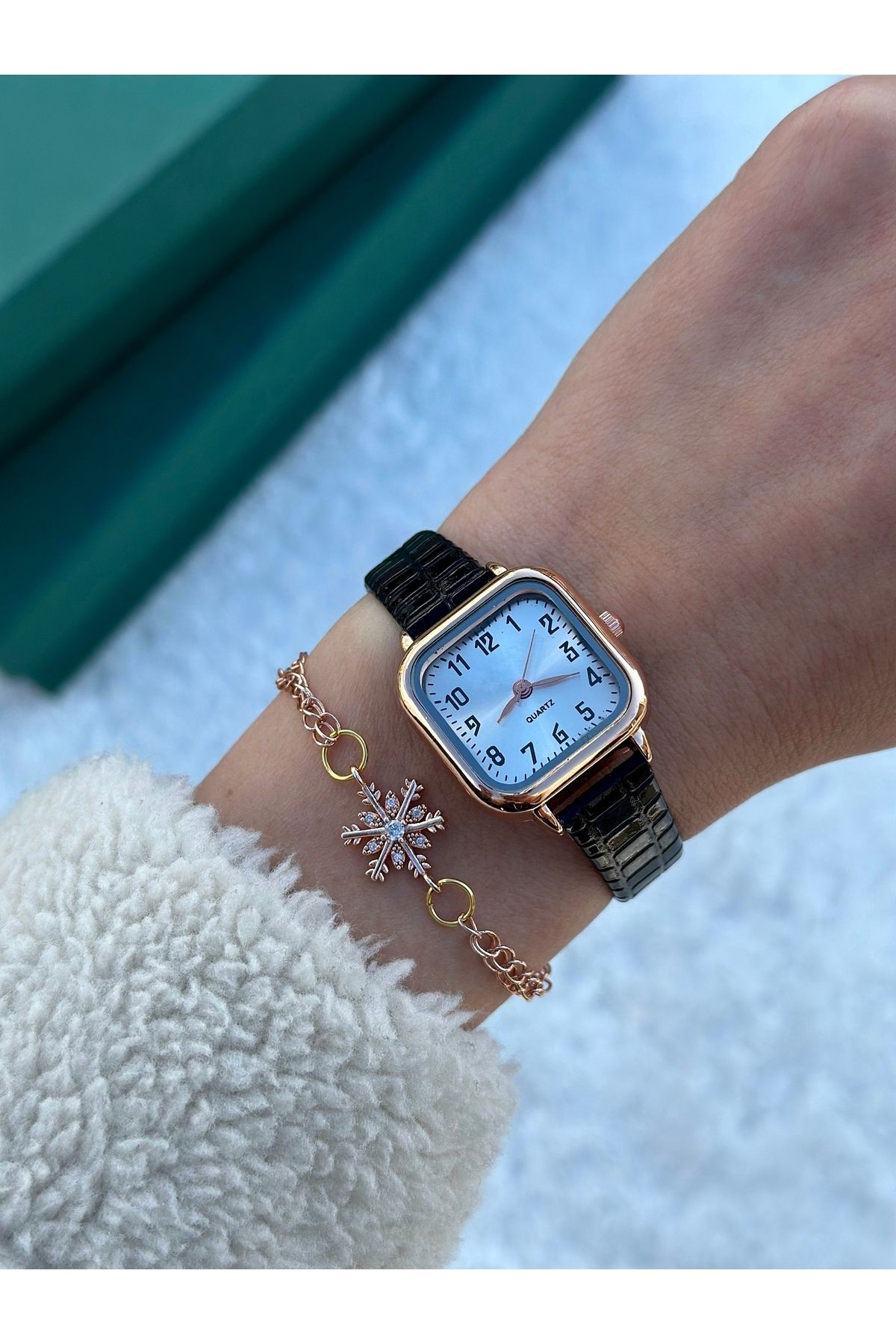 LA BOSS Minimal Retro Siyah Deri Kordonlu Kadın Kol Saati