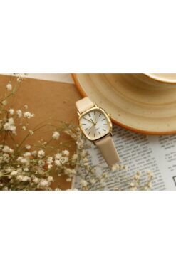 Ricardo Kahverengi Deri Kordon Kadın Kare Kol Saati 3351