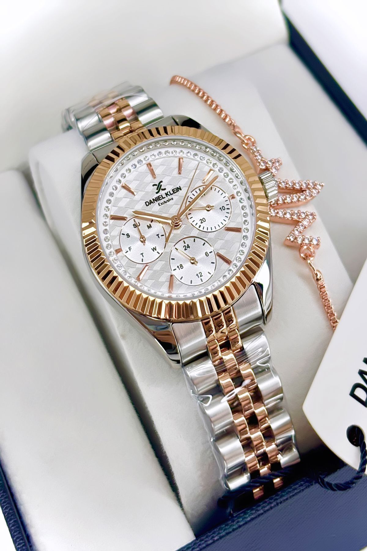 Daniel Klein Paslanmaz Çelik Kordon Kadın Kol Saati 3 Atm Su Geçirmez 2 Yıl Garantili Hediye Bileklik - Görsel 5