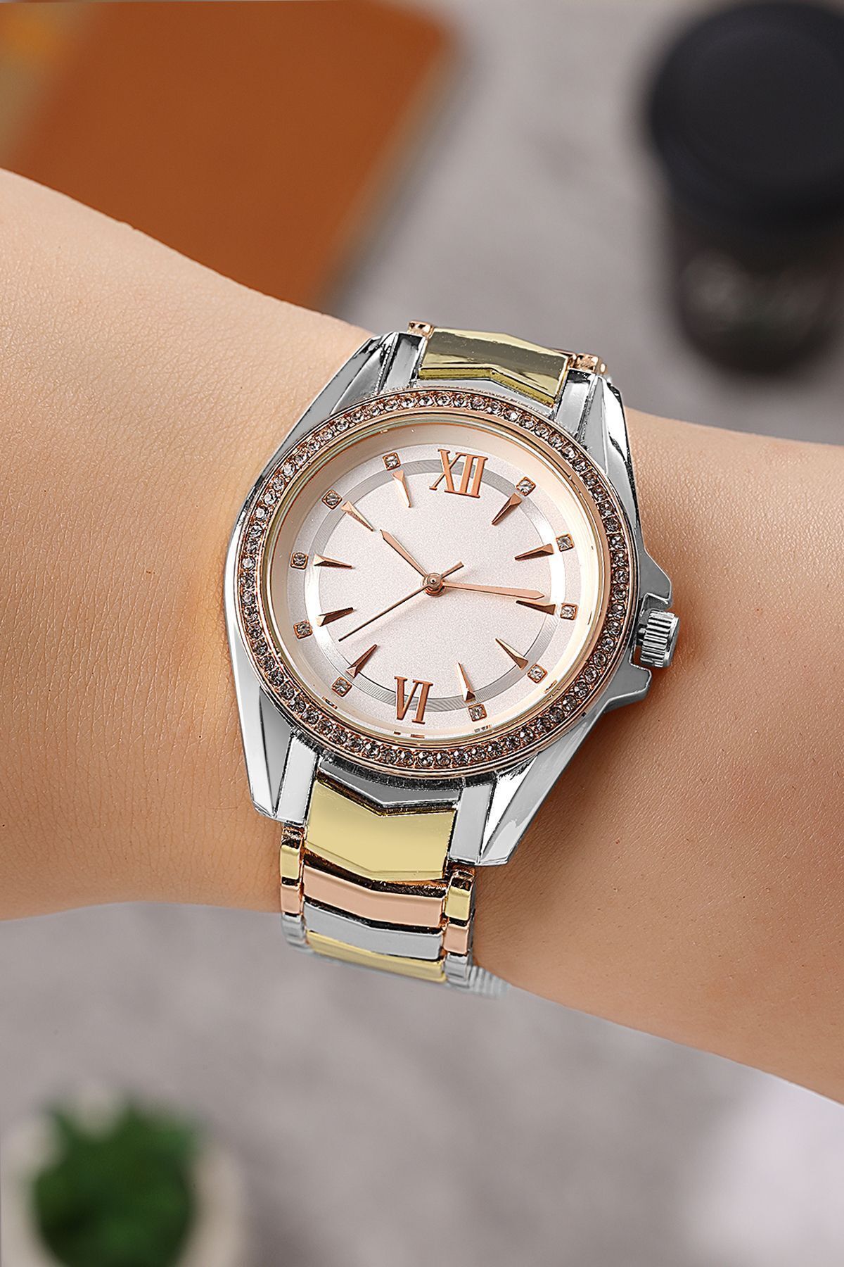 polo55.sport.1855 Klasik Tasarım Taşlı 3 Renkli Metal Kordon Unisex Kol Saati