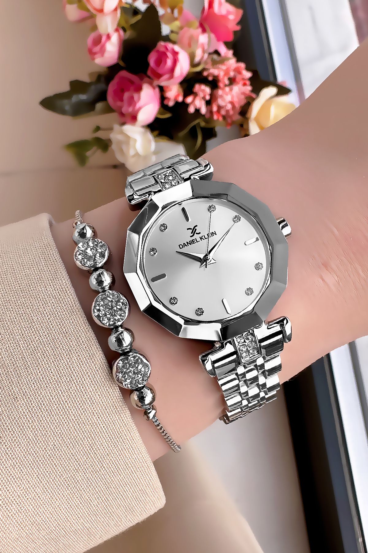 Daniel Klein Kadın Kol Saati 3 Atm Su Geçirmez Gümüş Renk Çelik Kordon + Bileklik Elg599 - Görsel 4