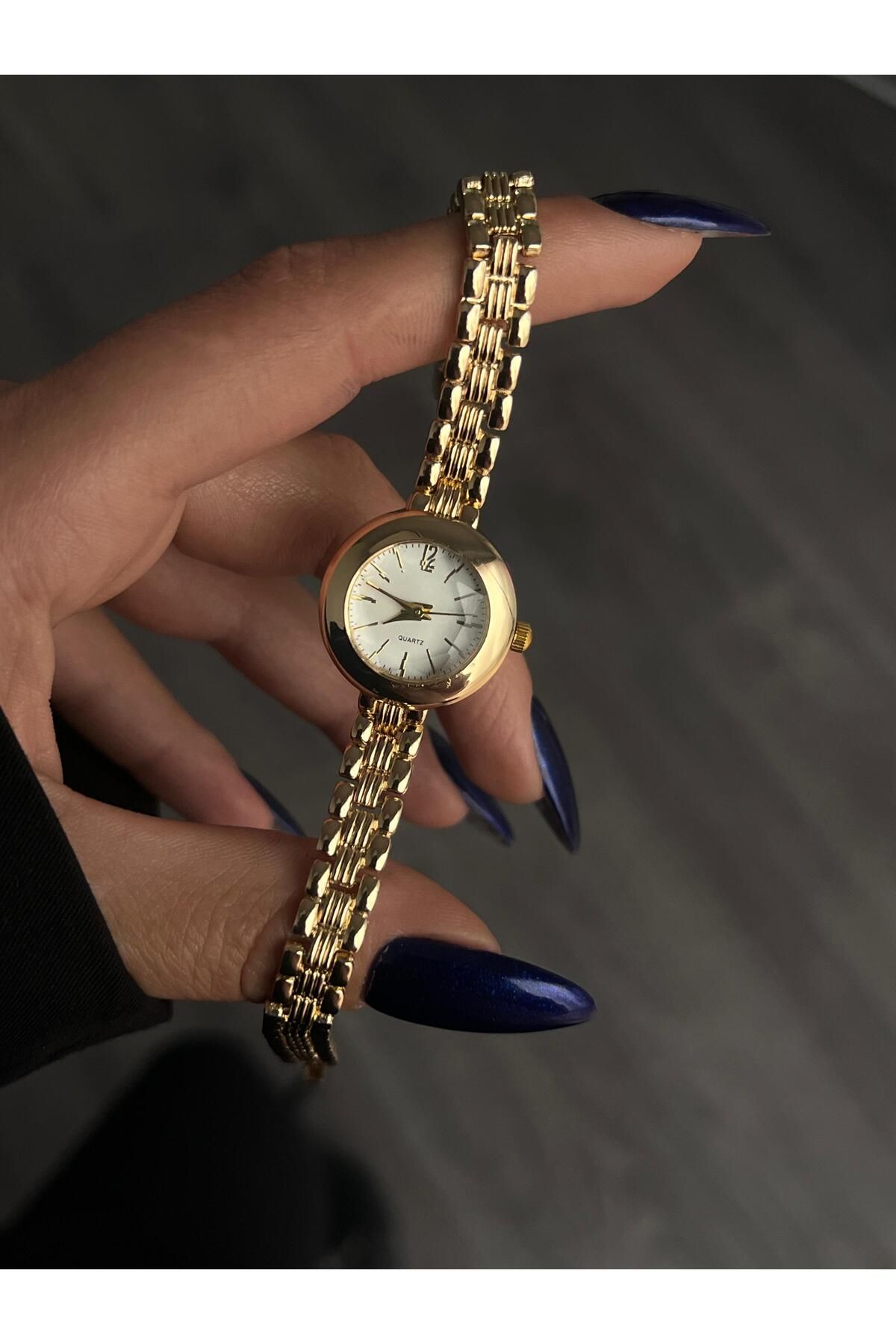 İnogge Gvoni Kadın Gold Minimal Oval Camlı Kol Saati - Görsel 4