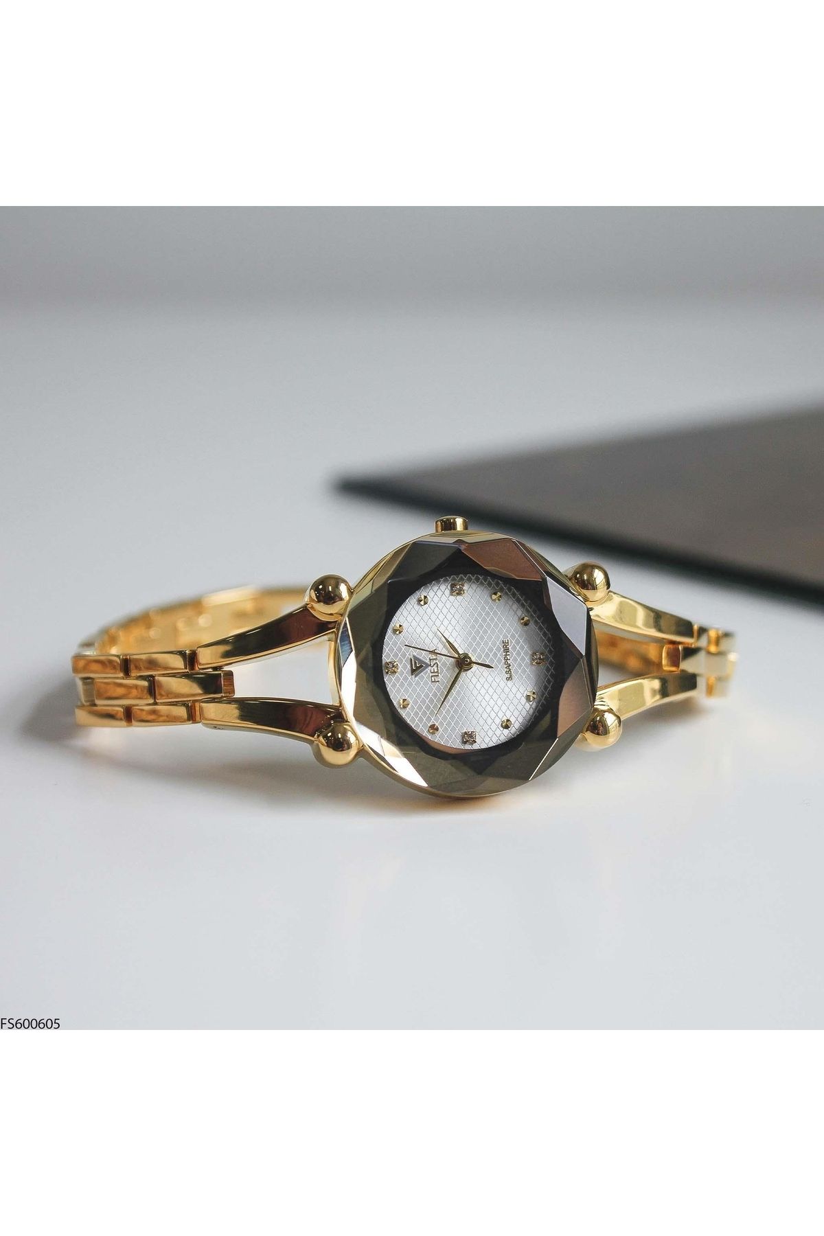 Fiesta Fs600605 Çelik Kordonlu Kadın Kol Saati