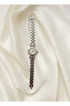 QUARTZ Minimal Çelik Kordon Kadın Kol Saati Gümüş