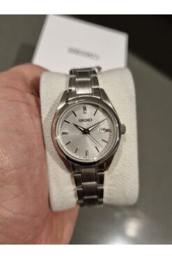 Seiko SEİKO Metalik Çelik Bilezik 10 ATM Su Geçirmez Safir camlı Kadın Kol Saati