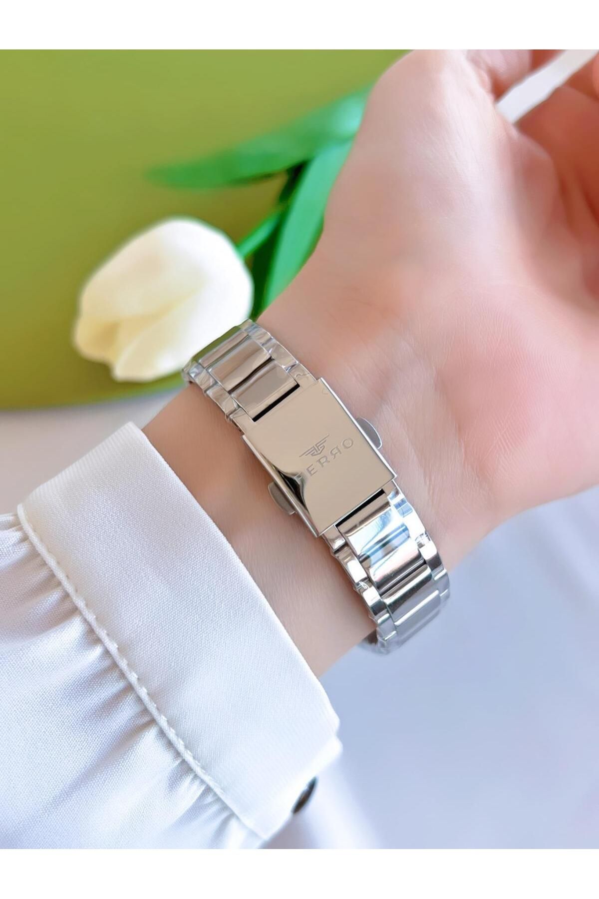FERRO Çelik Kordon İyon Kaplama Kasa 3 Atm Suya Dayanıklı Kadın Kol Saati+Bileklik EFL21469-YA - Görsel 2