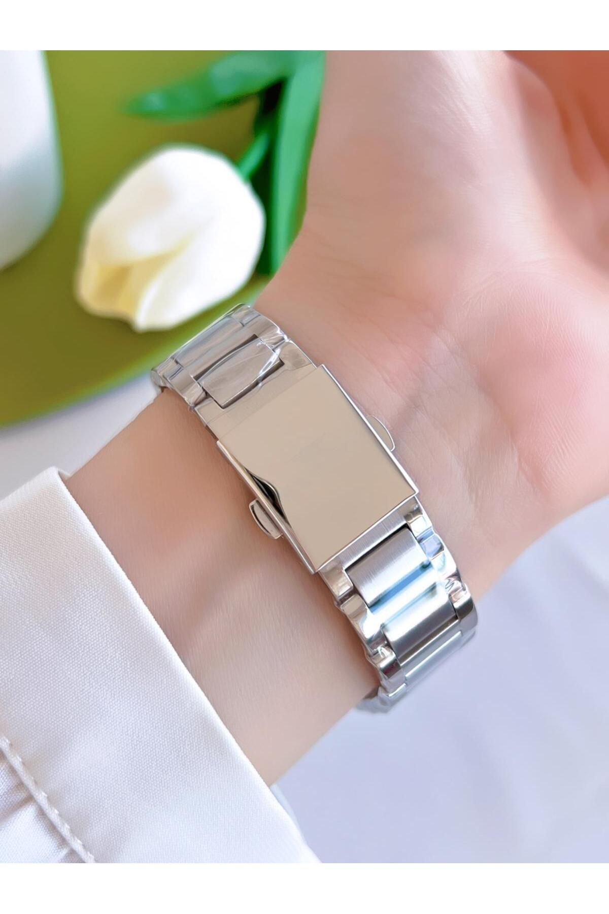 FERRO Çelik Kordon İyon Kaplama Kasa 3 Atm Suya Dayanıklı Kadın Kol Saati+Bileklik EFL21470-YA - Görsel 2